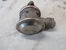 VW Passat 3BG 2.0 85kw AGR Ventil Abgasrückführung 4039226011