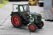 Famulus RS14/36 Traktor H0 1:87 DDR LPG Bausatz Landwirtschaft Trecker Bauernhof