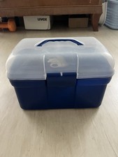 Pferdeputzbox mit Inhalt Blau