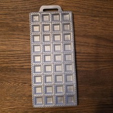 Vintage Ravioli 36-Mold Fill &