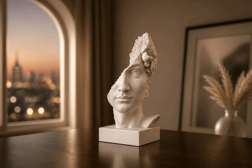 David ruined bust - ruined,