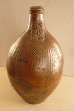 Bartsmannskrug braunes Steinzeug 18Jh.