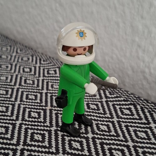 Playmobil grün polizist ohne - playmobil,