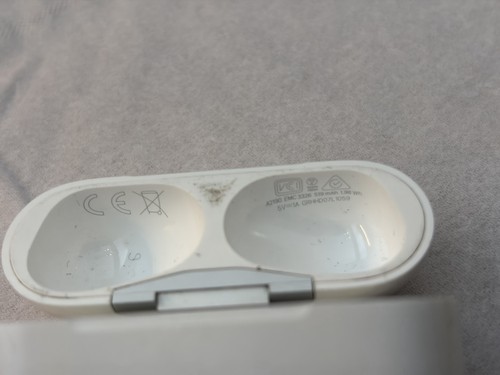 Apple airpods pro ladecase - apple,