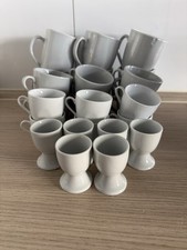 Weißes Keramik Geschirrset