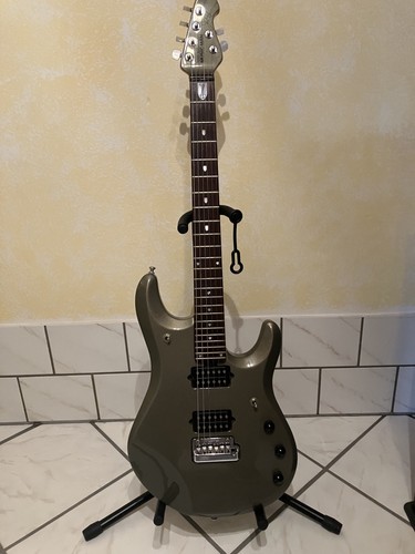 Ernie ball music man john - music,