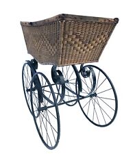 Großer Puppenwagen Kinderwagen Gusseisen Gestell 19. Jahrhundert Deko Wiege