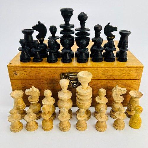 Schachfiguren holzfiguren - schachfiguren,
