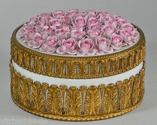 PORZELLANDOSE ROSEN AKANTHUSBLÄTTER Feuervergoldung um 1900 THÜRINGEN SCHIERHOLZ