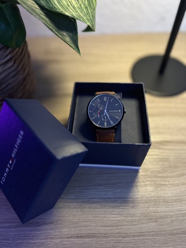 Tommy hilfiger herrenuhr - hilfiger,