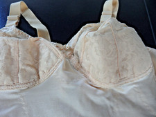 NATURANA Damenmieder Nr. 3033 Korselett ohne Bügel CUP B Gr:90