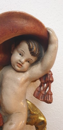 Antike wand figur mit hut - antike,