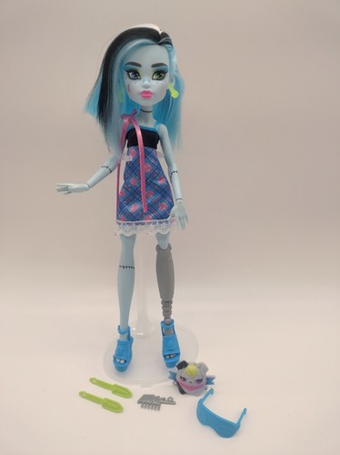 Monster high buried secrets - high,