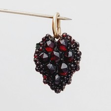 Double Anhänger Herz Granat Biedermeier Medaillon 