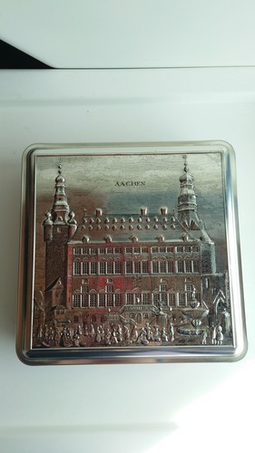 Blechdose aachener rathaus - blechdose,
