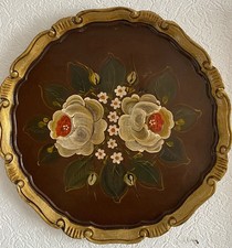 Serviertablett aus Holz