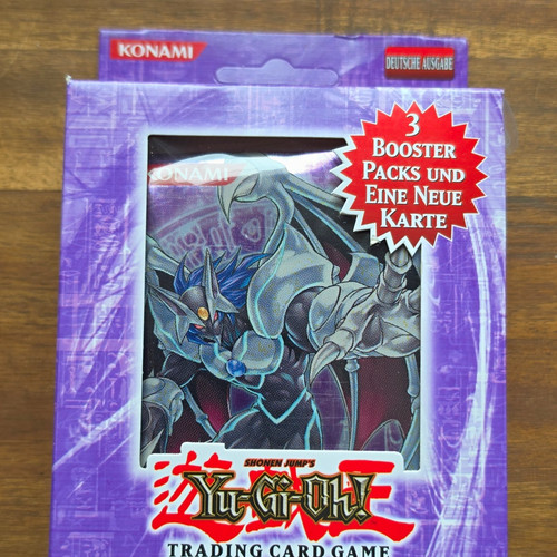 Konami trading card - yu-gi-oh!,