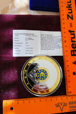 Riesige Medaille mit