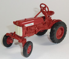 Ertl - McCormick Farmall Cub Traktor / Schlepper, 1:16, Nr. 689-8916 #11.25/R