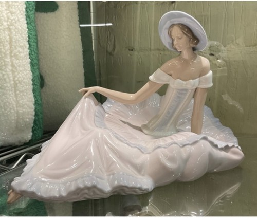 Nao lladro figur grace 1265 - lladro,