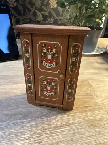 Schrank handarbeit - schrank,,