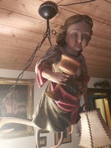Lampe mit schnitzerei und - mit,