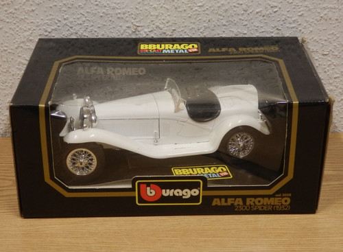 Bburago alfa romeo 2300 - bburago,