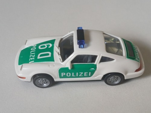 Polizeiwagen porsche carrera - polizeiwagen,