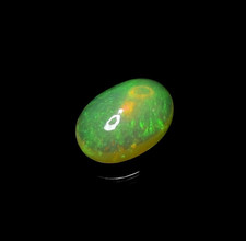 Äthiopischer Opal Cabochon