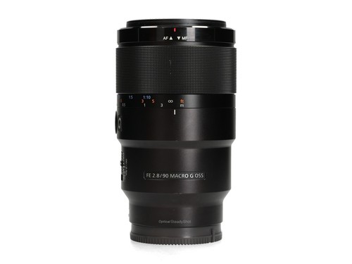 Sony 90mm macro g oss - fe, f/2.8