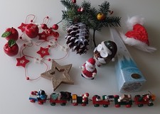 Weihnachtsdekoration, Konvolut, Holzeisenbahn und vieles mehr, ansehen lohnt