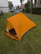 VAUDE Hogan UL 2P – Leichtes 2-Personen Trekkingzelt (orange)