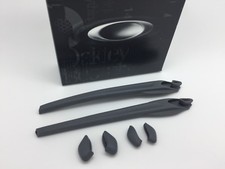 AUTHENTIC OAKLEY FLAK 2.0 EAR
