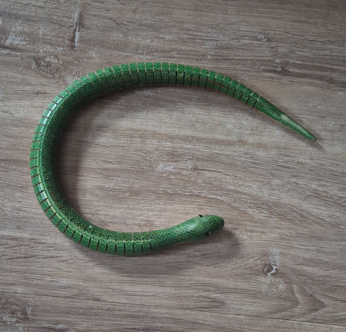 Grüne schlange figur - grüne,