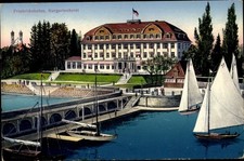 Ak Friedrichshafen am Bodensee,  Kurgartenhotel, Segelboote, Hafen - 4882954