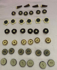 f) Trachten-KNÖPFE grosses