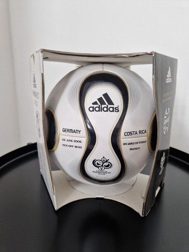 Adidas teamgeist world cup - adidas, wm