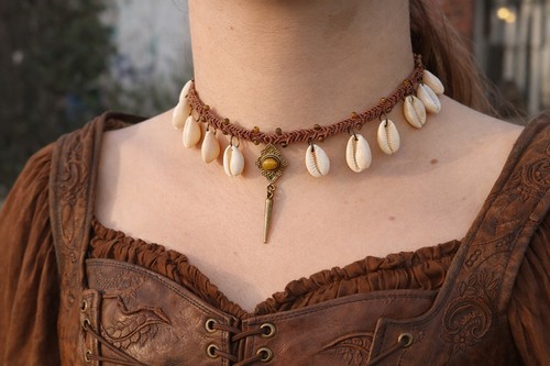 Makramee kette kauri muscheln - makramee,