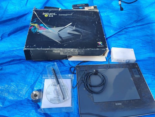 Wacom intuos usb graphics - wacom, 3