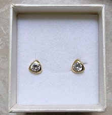 Damen Echt Gold Ohrringe 333 Gelbgold Zirkonia Ohrstecker