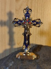 schönes kleines Kruzifix Standkreuz in Gold Blau Jesus Christus Heiland 8Cm