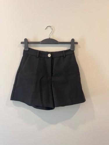 Schwarze kurze hose von amisu - hose,