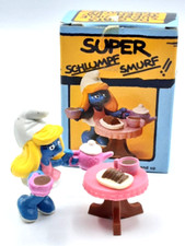 Schlumpf 40245 Schlumpfine mit Teeset  in OVP -Smurf -Puffi -Pitufo Schleich