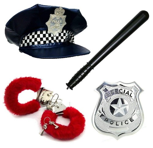 Polizeimütze und karierte