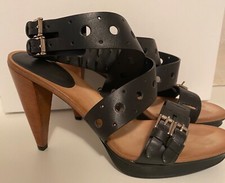 TOD'S Sandalen Gr. 39