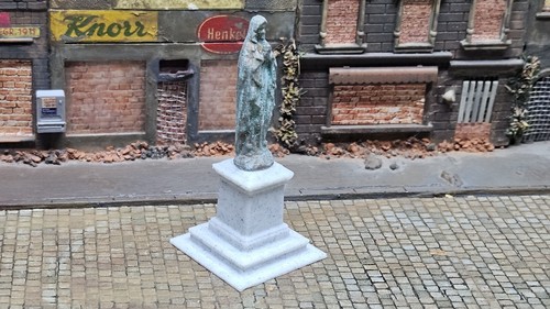 Heilige maria denkmal bronze - denkmal,