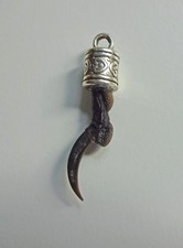 Anhänger für Charivari, eine Krähen-Kralle