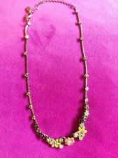 Romantische Blütenkette von Pilgrim