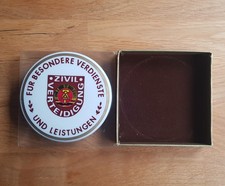Porzellan Medaille Erfurt Hoch- Fachschulwesen Zivilverteidigung Verdienste DDR