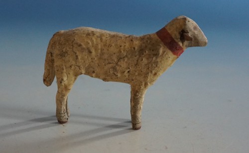 Uraltes spielzeug figur lamm - uraltes,